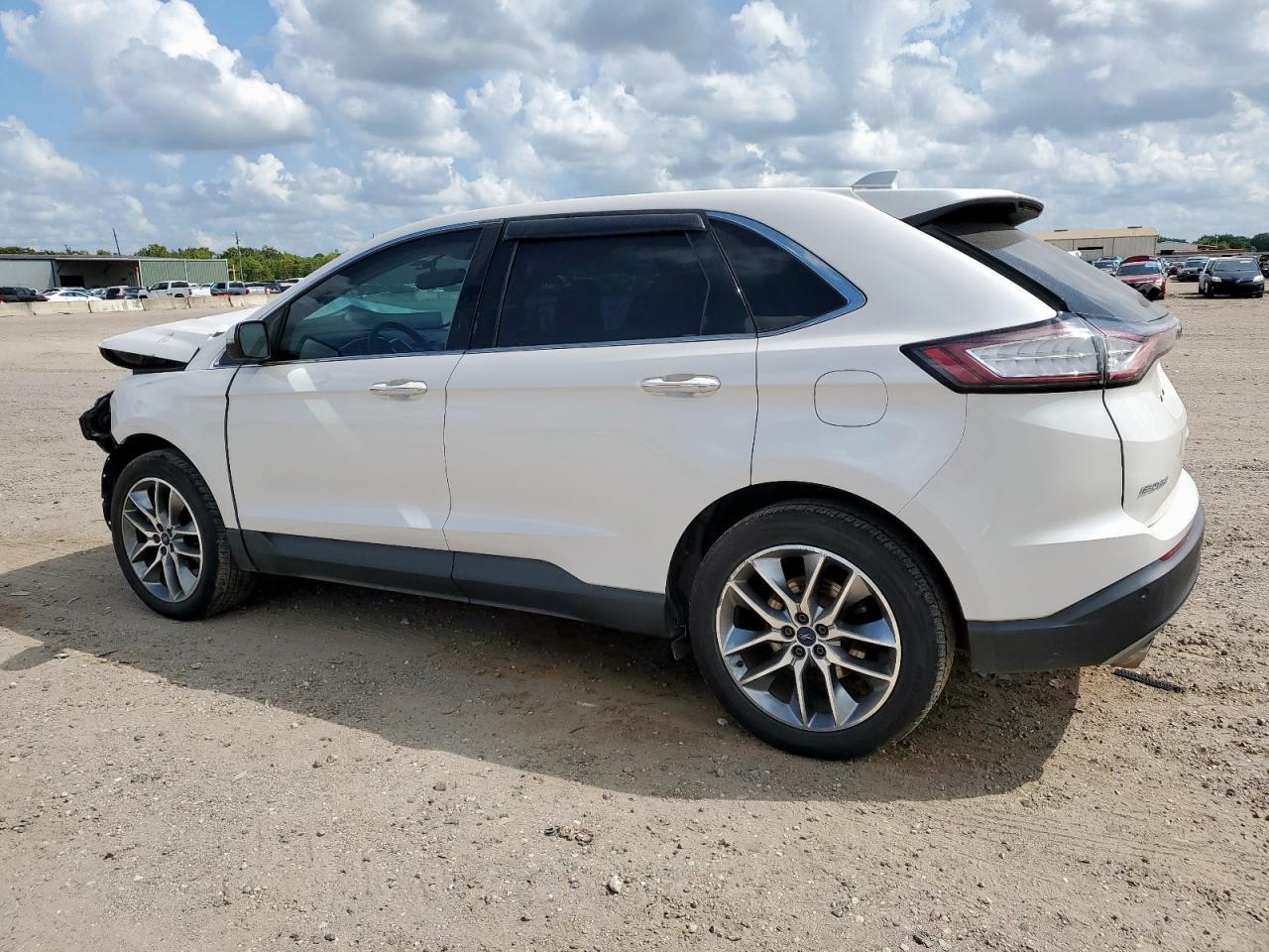 2016 Ford Edge Titanium - Фото 2