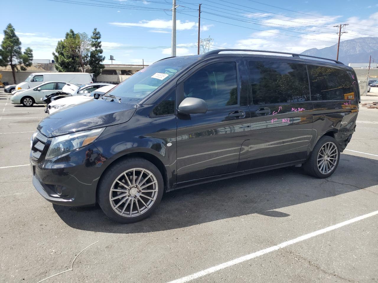 2017 Mercedes-Benz Metris