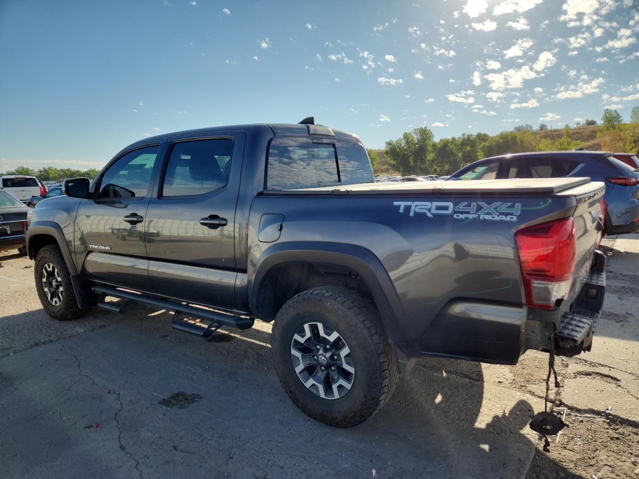 2017 Toyota Tacoma Double Cab - Image 2