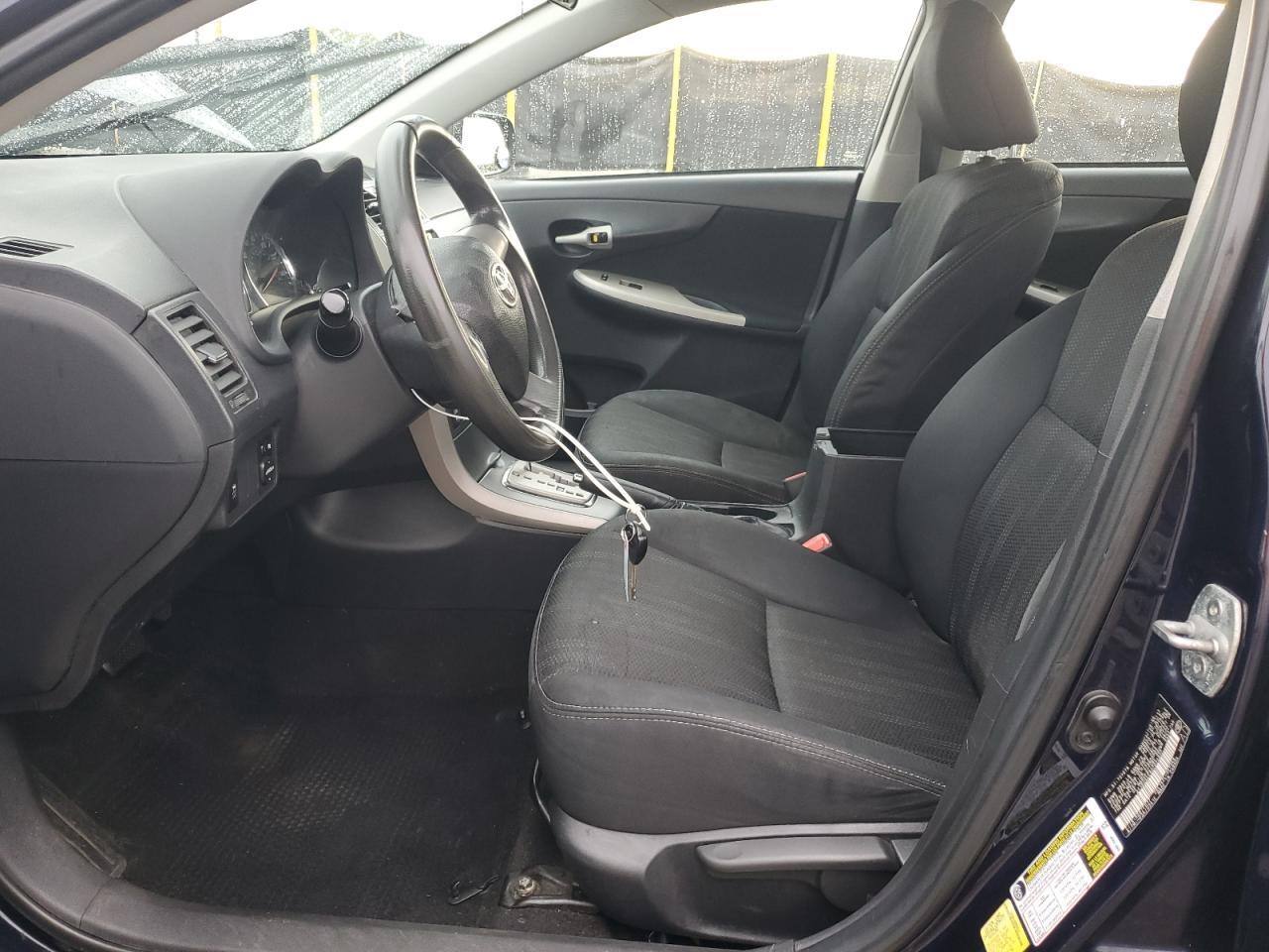 2013 Toyota Corolla Base - Фото 7