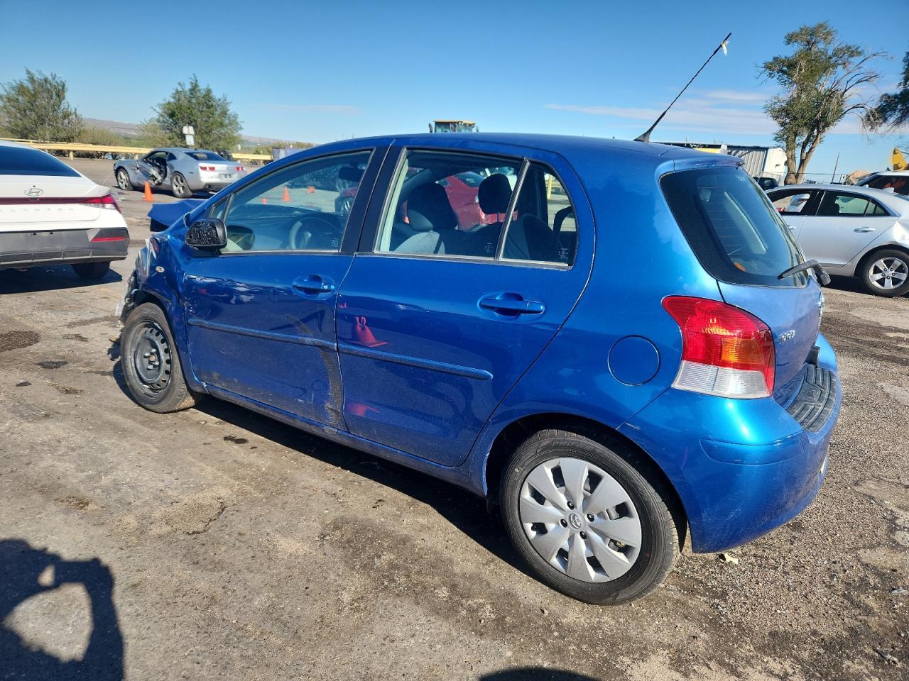 2009 Toyota Yaris - Фото 2