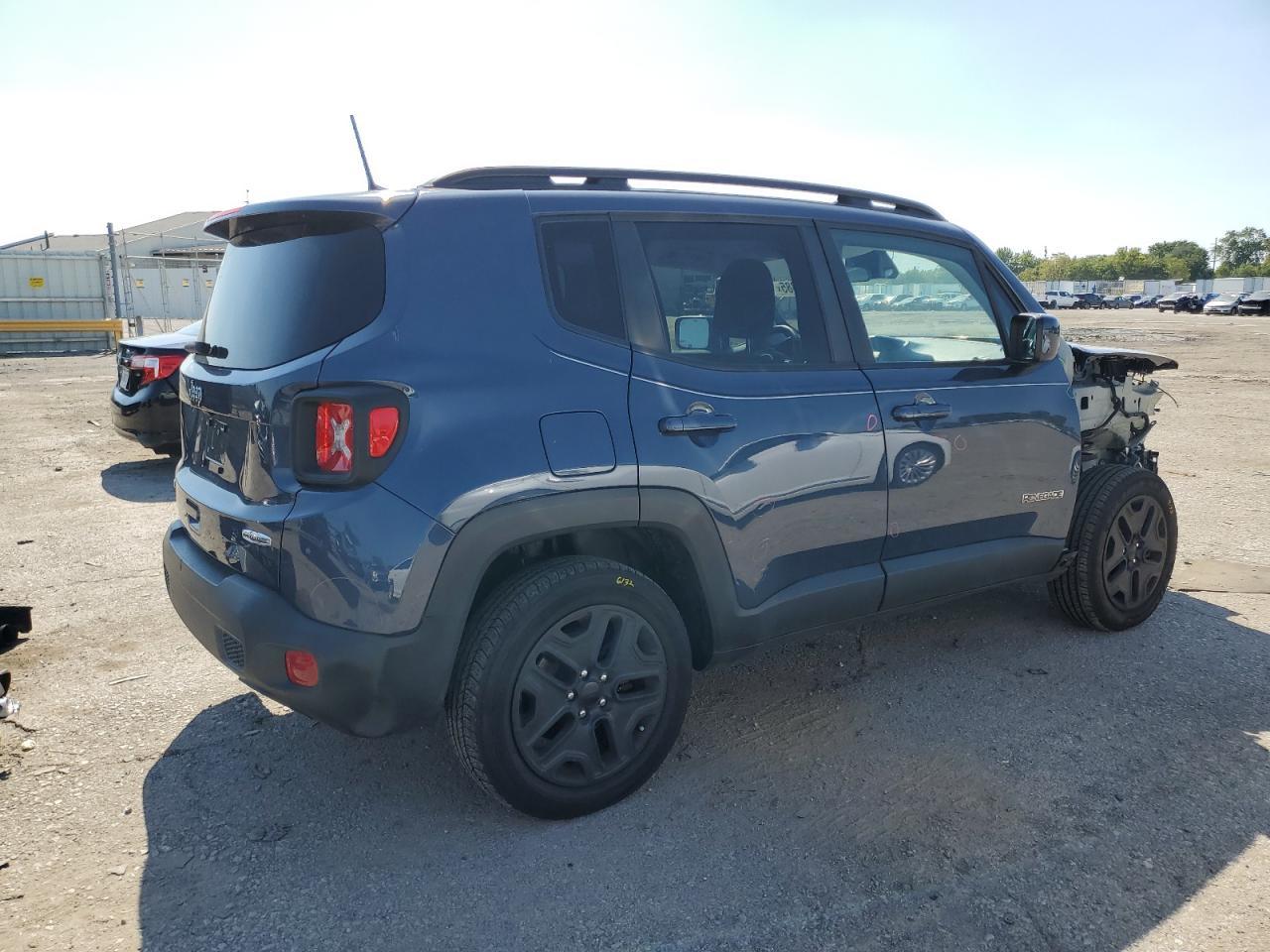 2021 Jeep Renegade Latitude - Фото 3