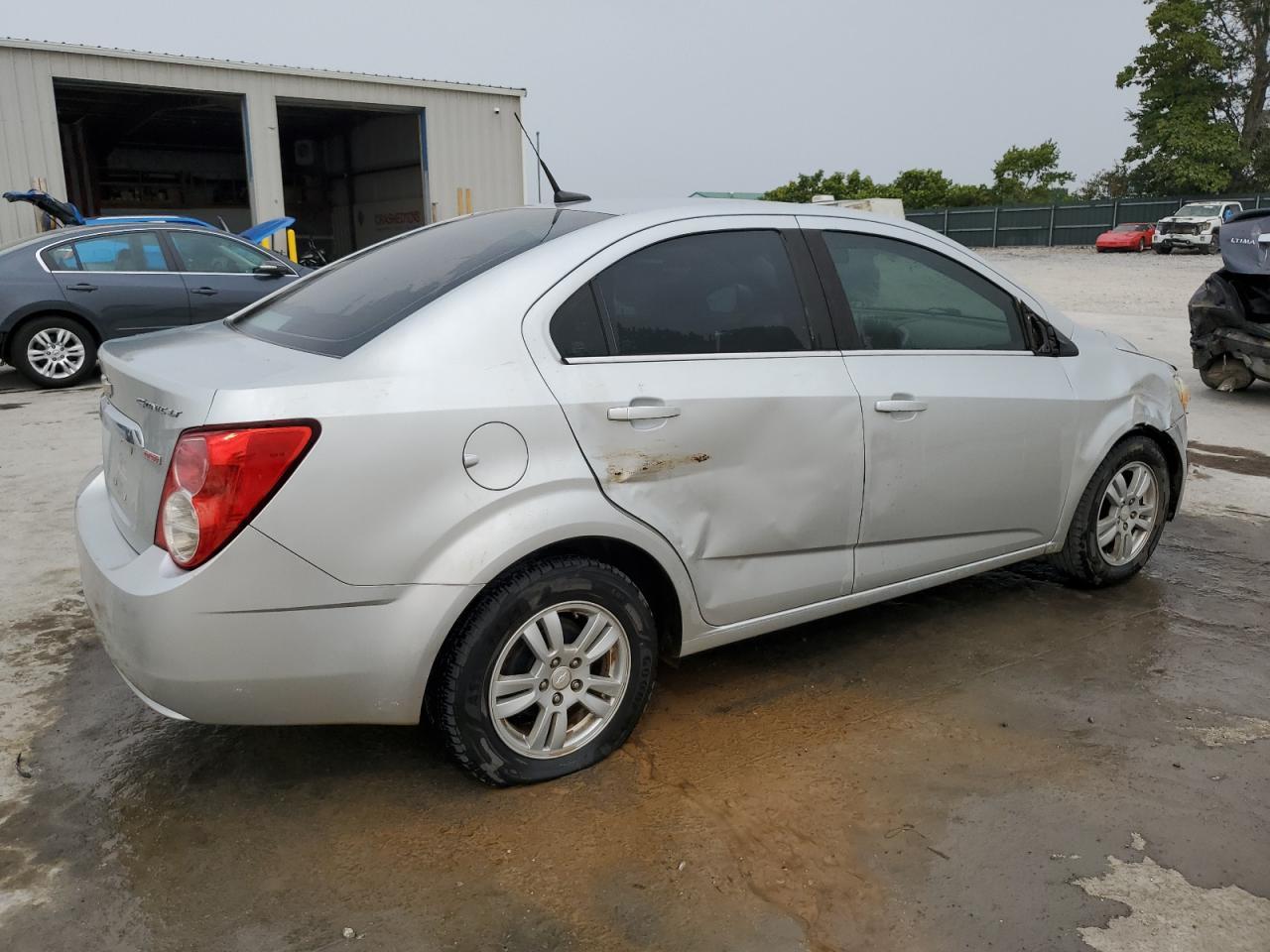 2014 Chevrolet Sonic Lt - Фото 3
