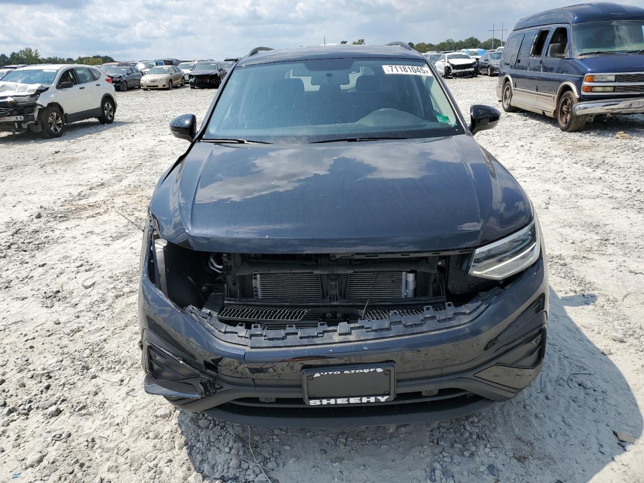 2022 Volkswagen Tiguan S - Фото 5