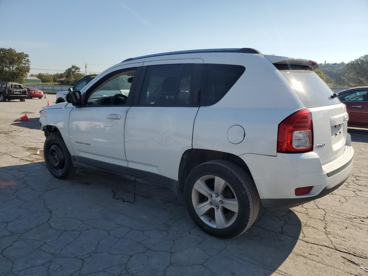 2012 Jeep Compass Sport - Фото 2