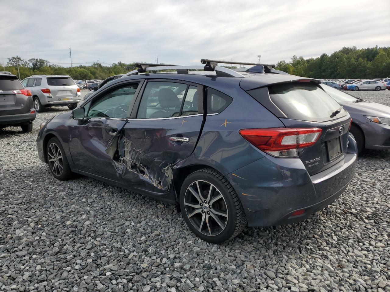 2017 Subaru Impreza Limited - Фото 2