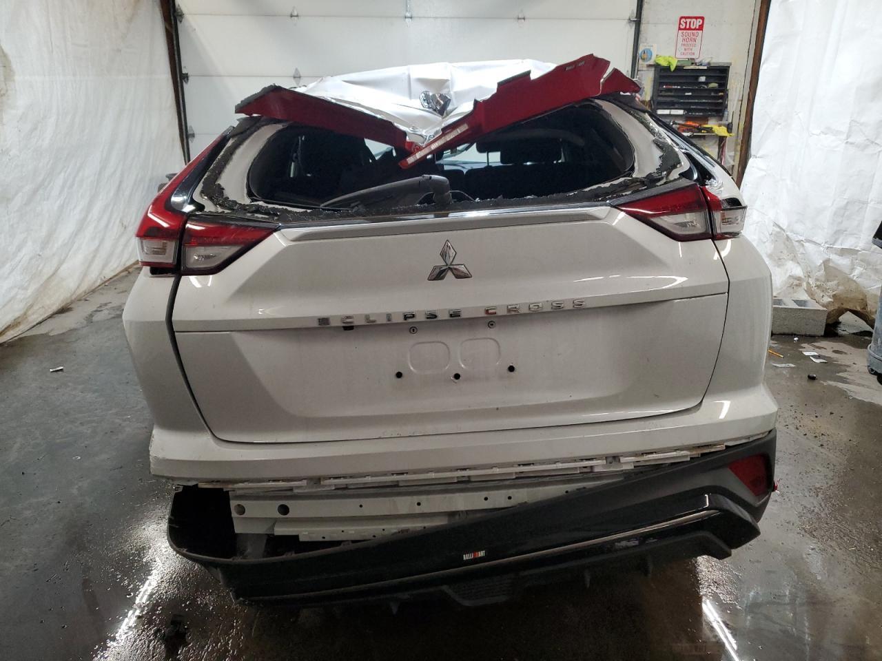 2024 Mitsubishi Eclipse Cross Le - Image 6