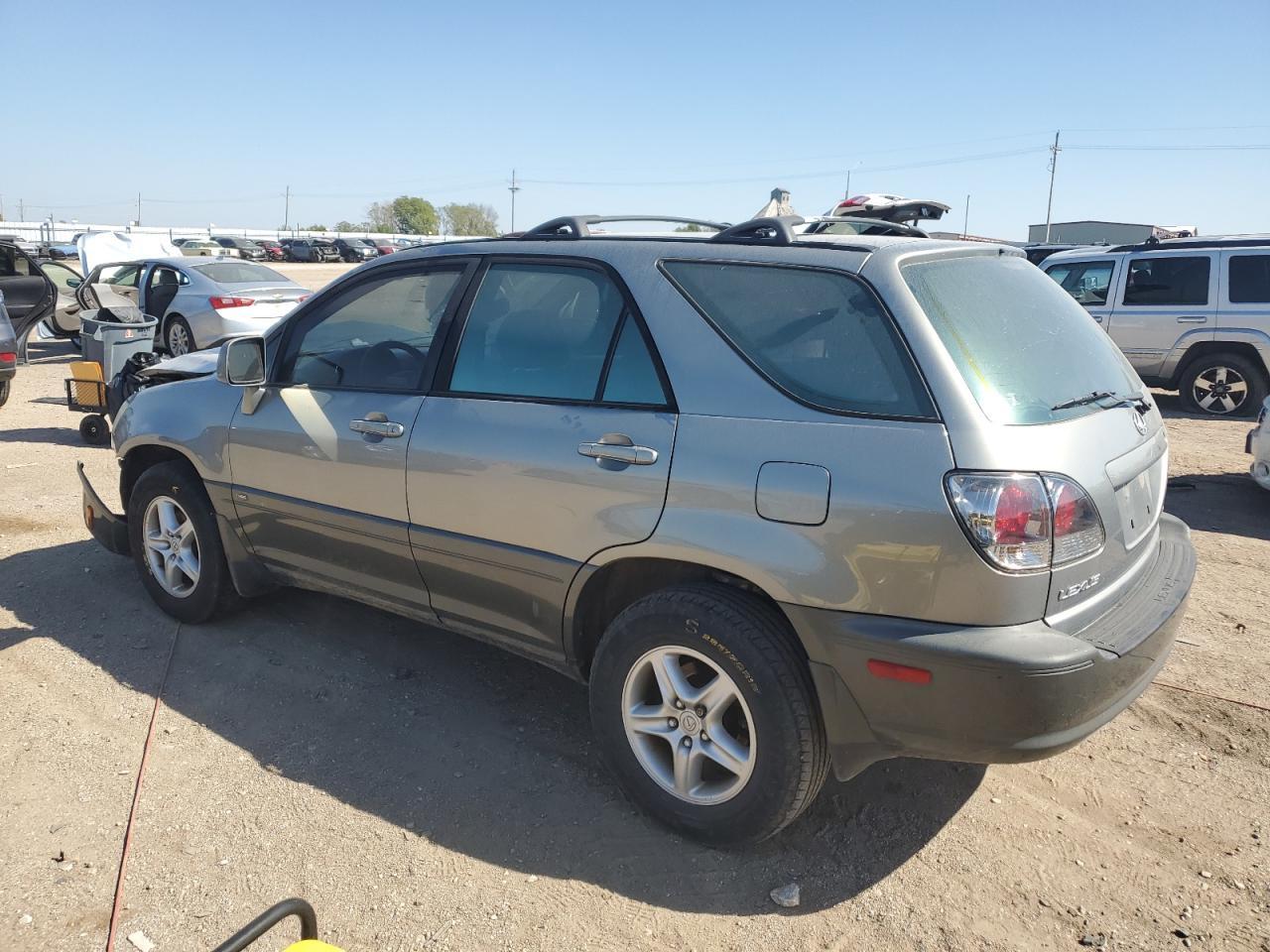 2001 Lexus Rx 300 - Image 2