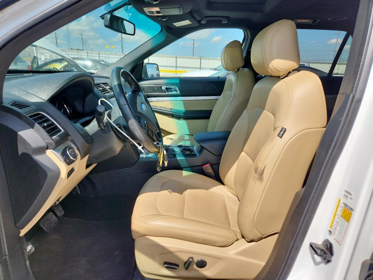 2016 Ford Explorer Xlt - Image 7
