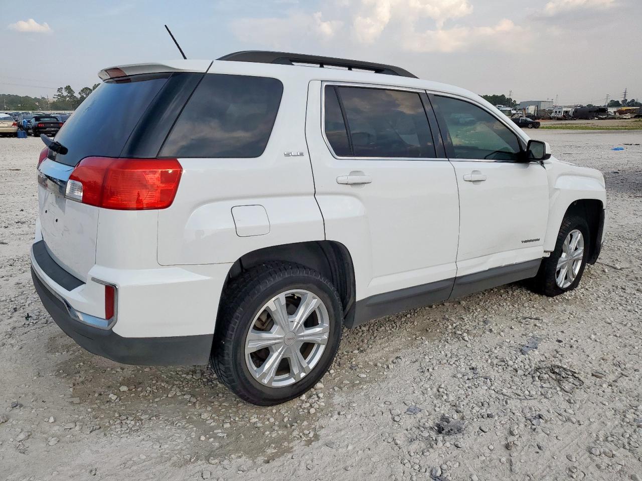 2017 GMC Terrain Sle - Image 3