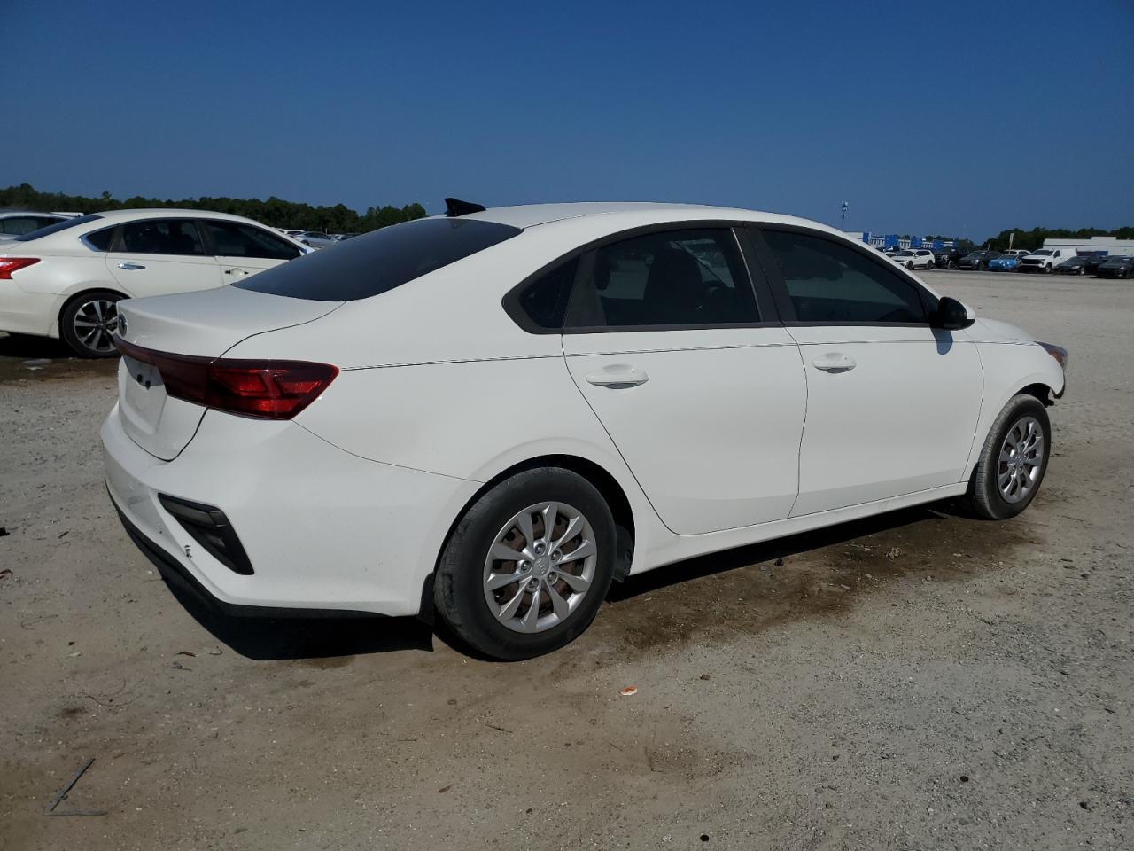2019 Kia Forte Fe - Фото 3