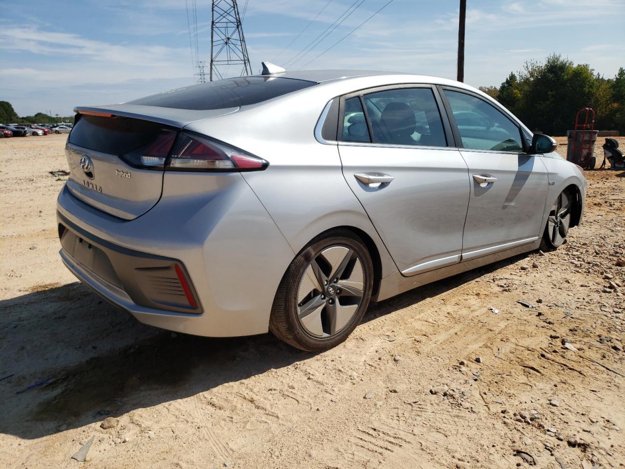 2020 Hyundai Ioniq Sel - Фото 3