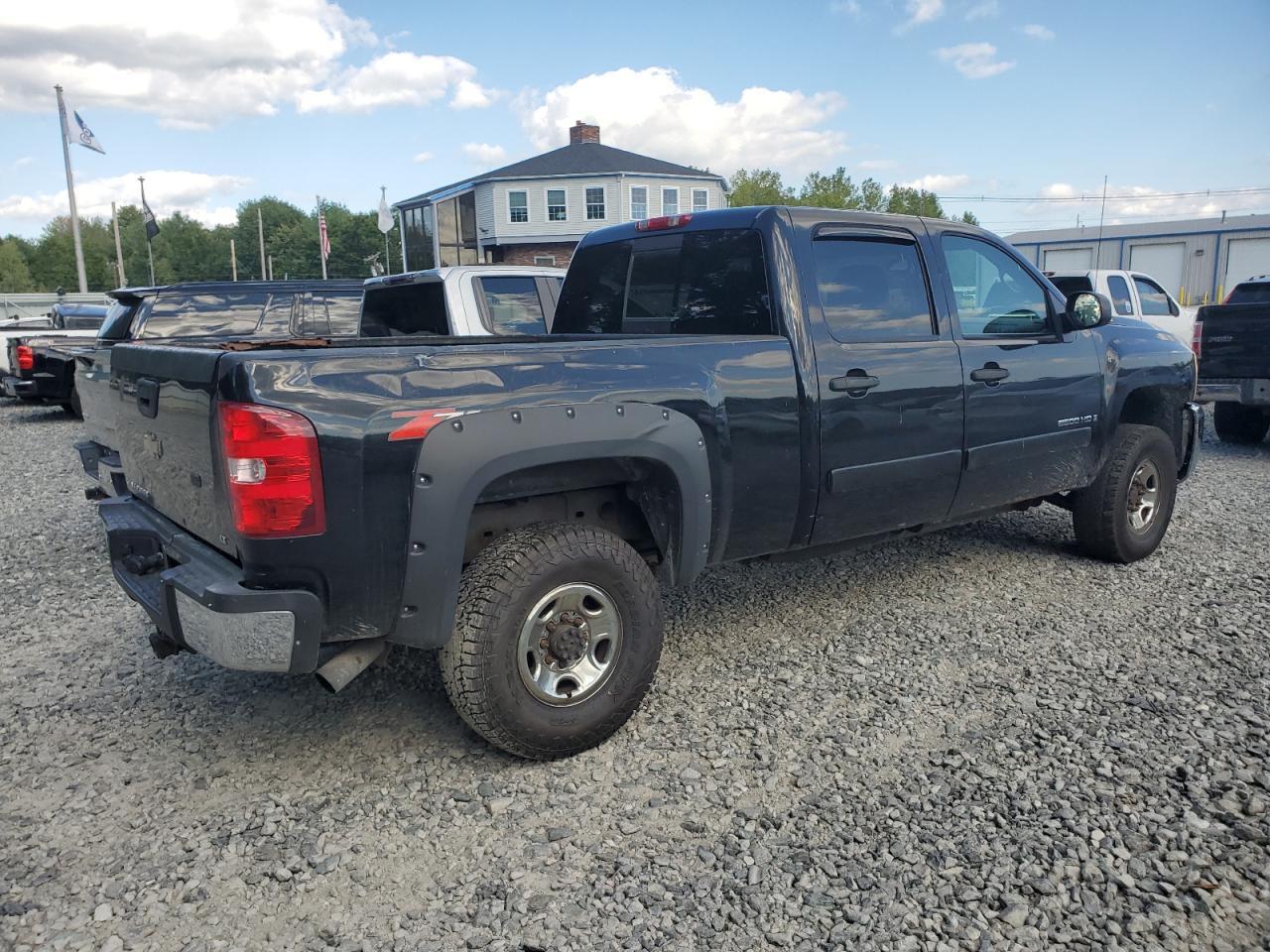 2008 Chevrolet Silverado K2500 Heavy Duty - Image 3