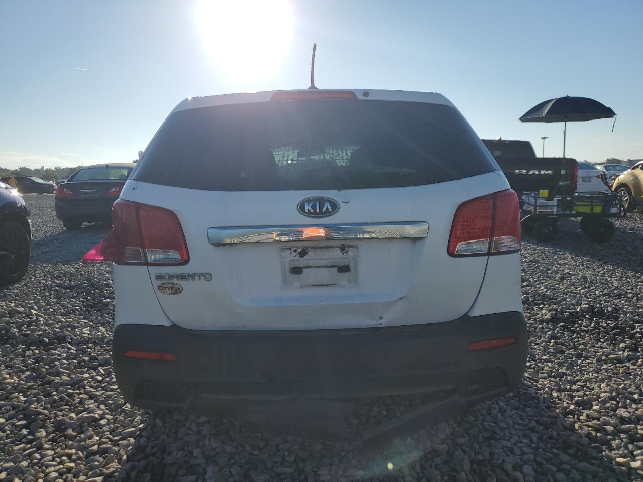 2011 Kia Sorento Base - Фото 6