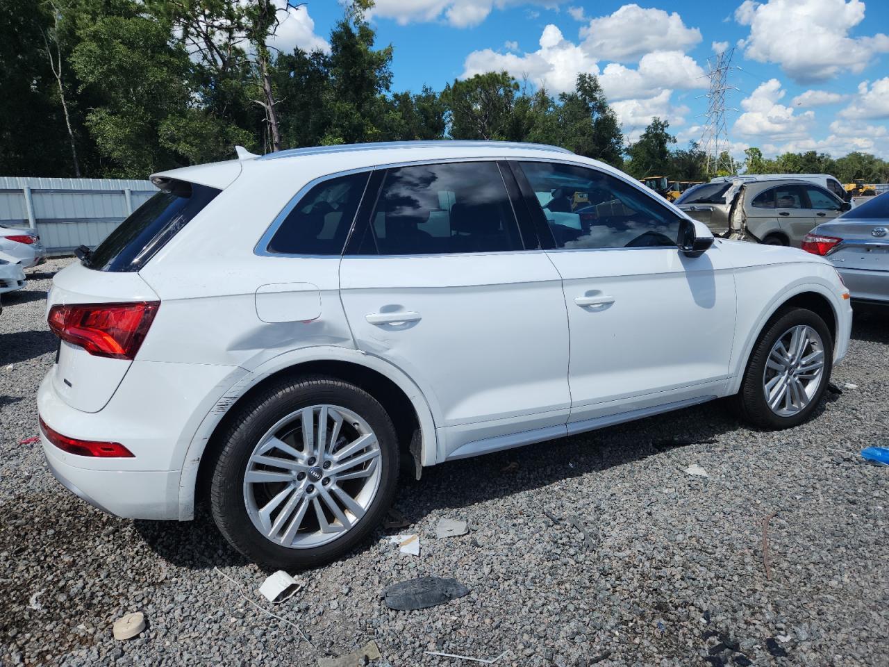 2020 Audi Q5 Premium Plus - Image 3