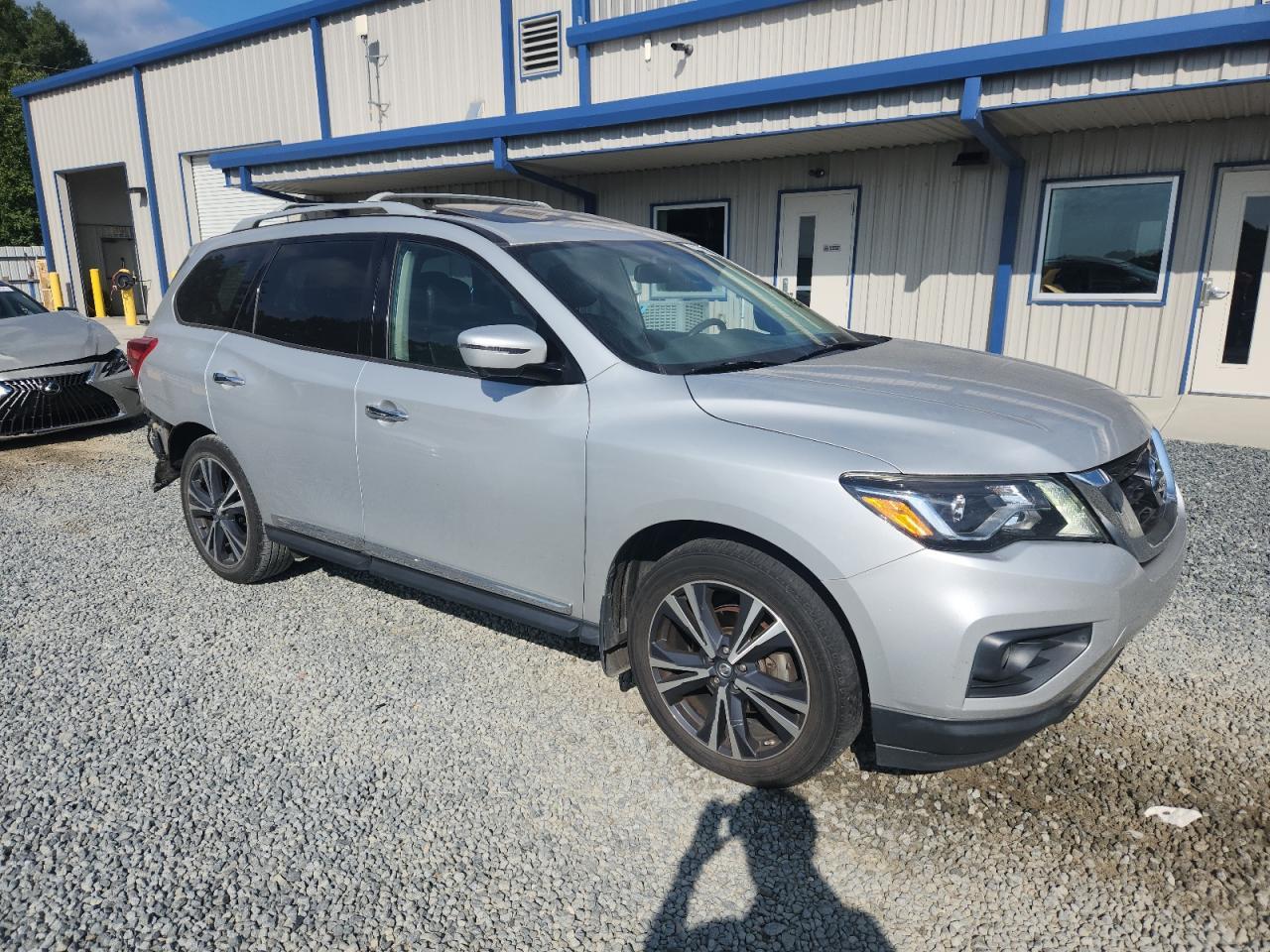 2018 Nissan Pathfinder S - Фото 4