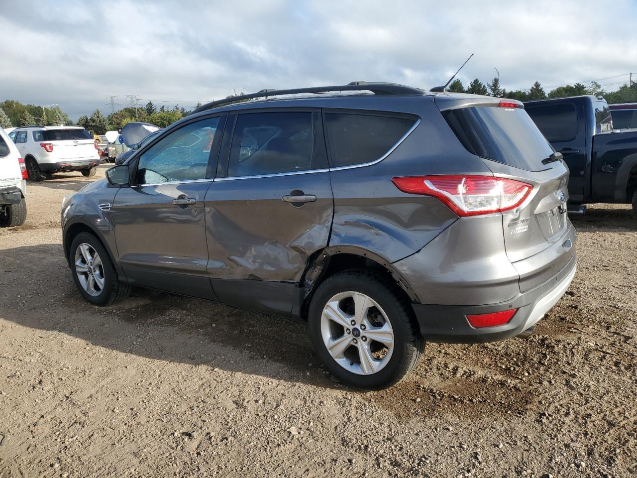 2014 Ford Escape Se - Фото 2
