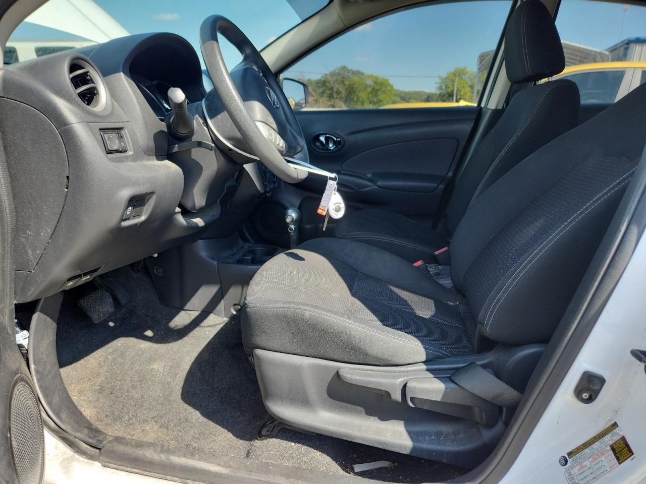 2016 Nissan Versa S - Image 7