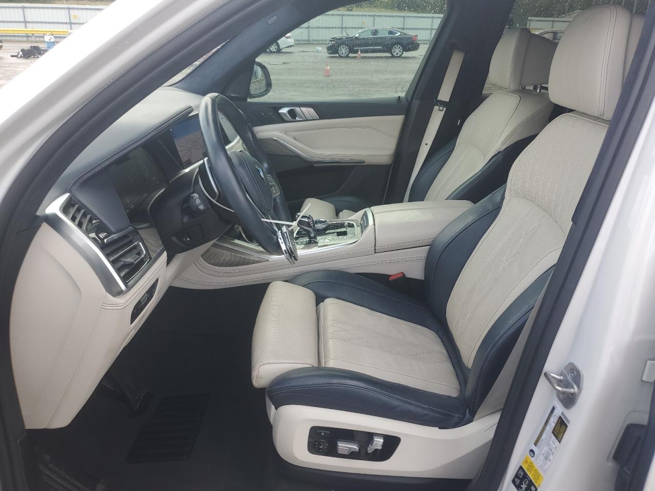 2019 BMW X7 xDrive50I - Image 7