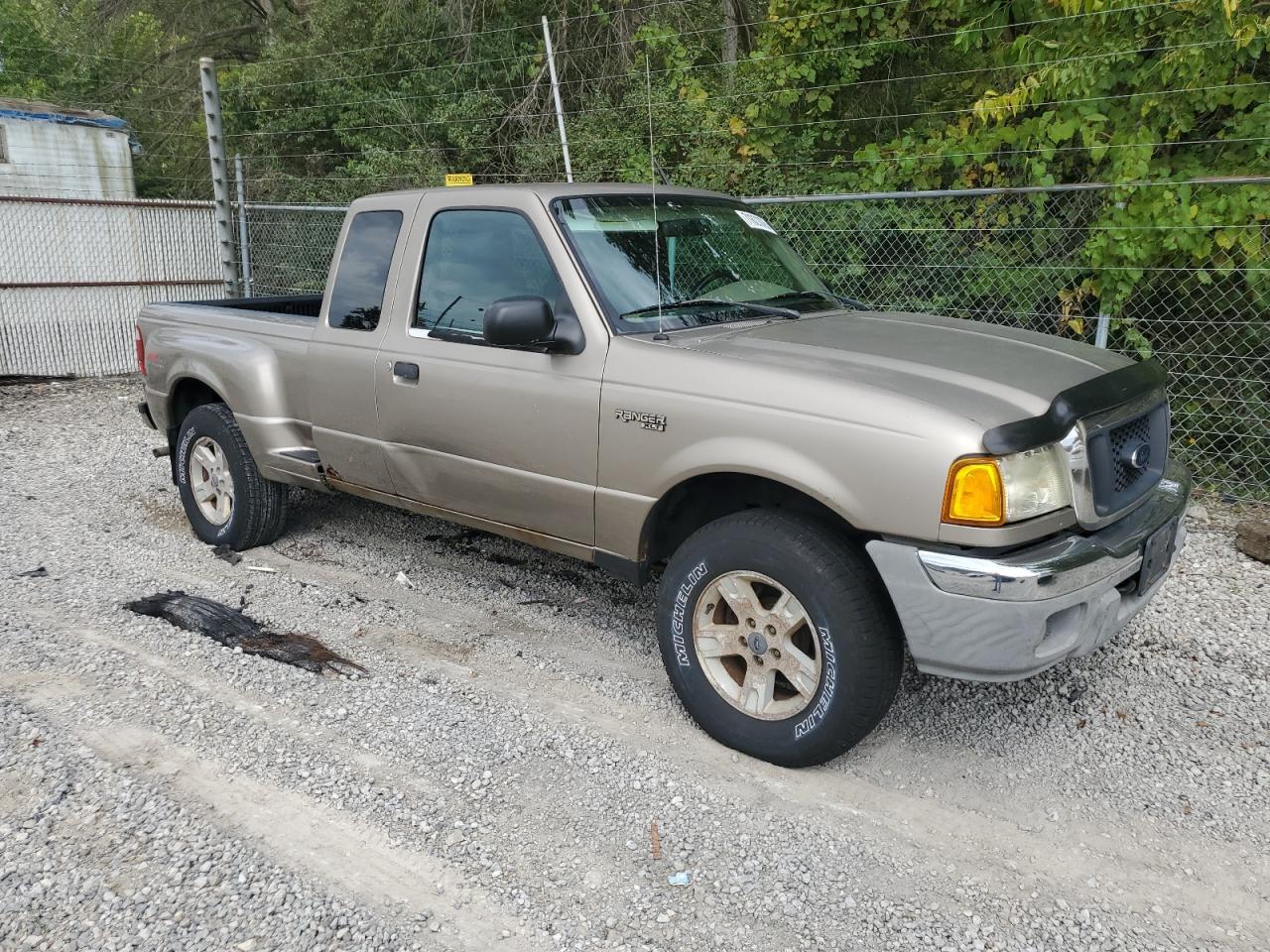 2004 Ford Ranger Super Cab - Image 4