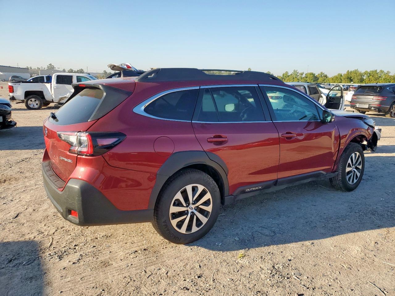 2025 Subaru Outback Premium - Image 3