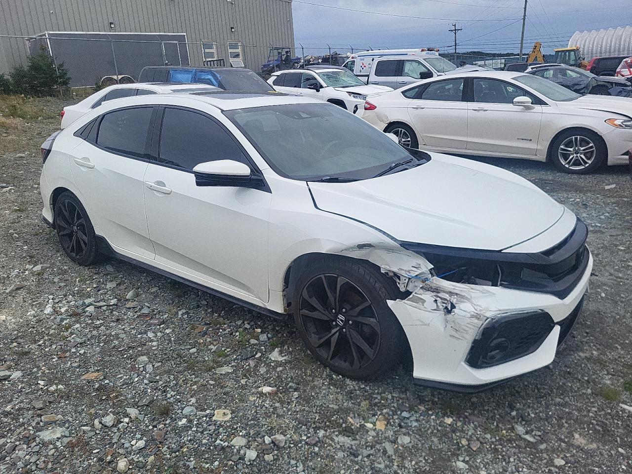 2019 Honda Civic Sport Touring - Фото 4