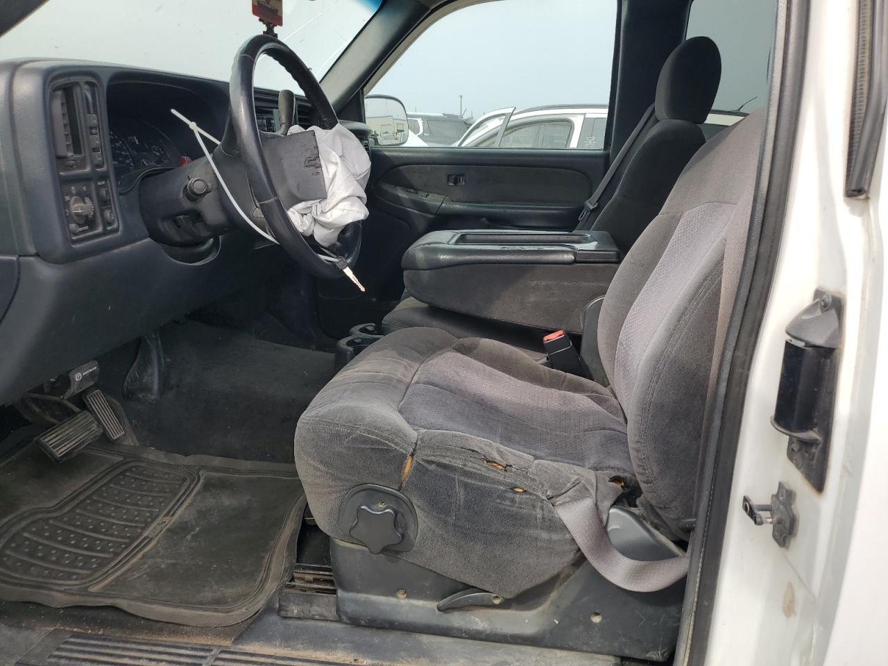 2001 Chevrolet Silverado K2500 Heavy Duty - Image 7