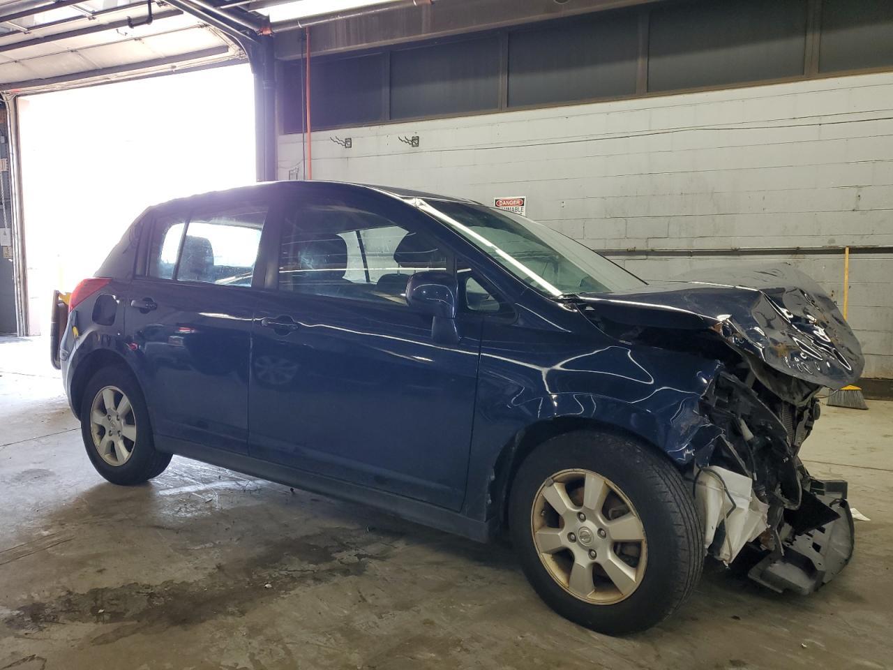 2012 Nissan Versa S - Image 4
