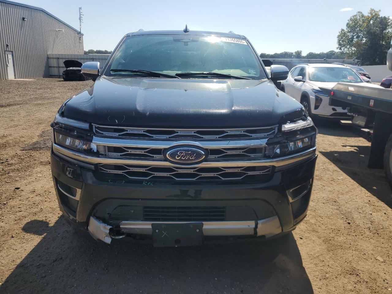 2022 Ford Expedition Max Platinum - Image 5