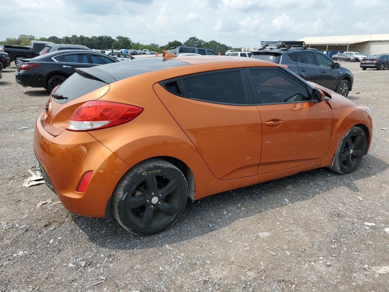 2012 Hyundai Veloster - Image 3
