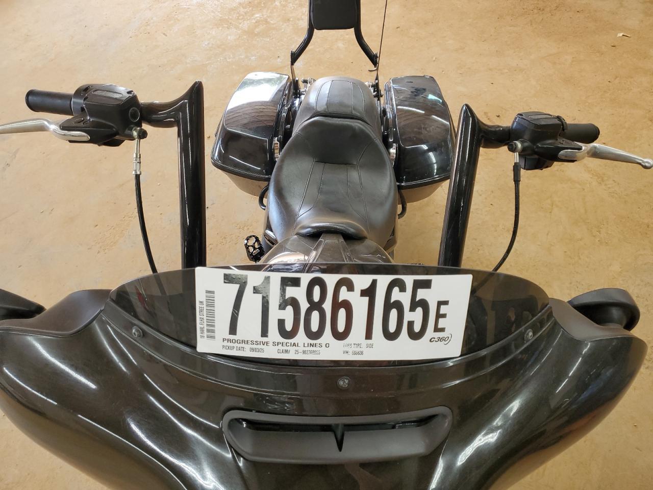 2018 Harley-Davidson Flhx Street Glide - Image 5