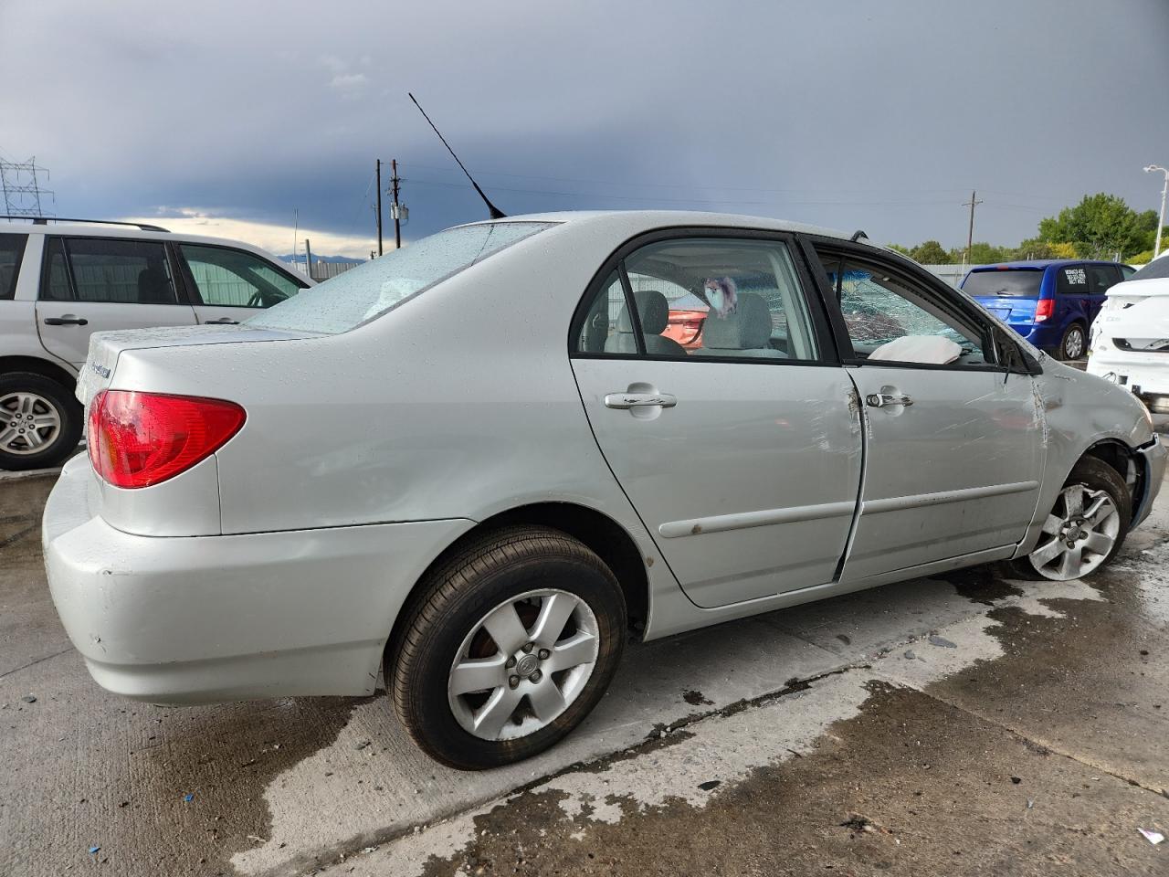 2003 Toyota Corolla Ce - Image 3