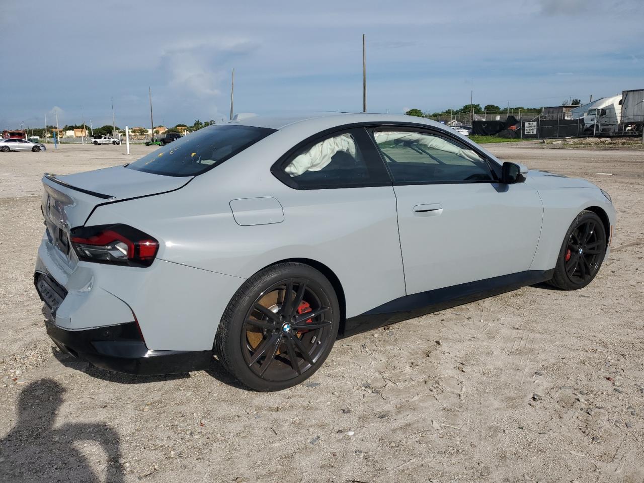 2024 BMW 230I - Фото 3