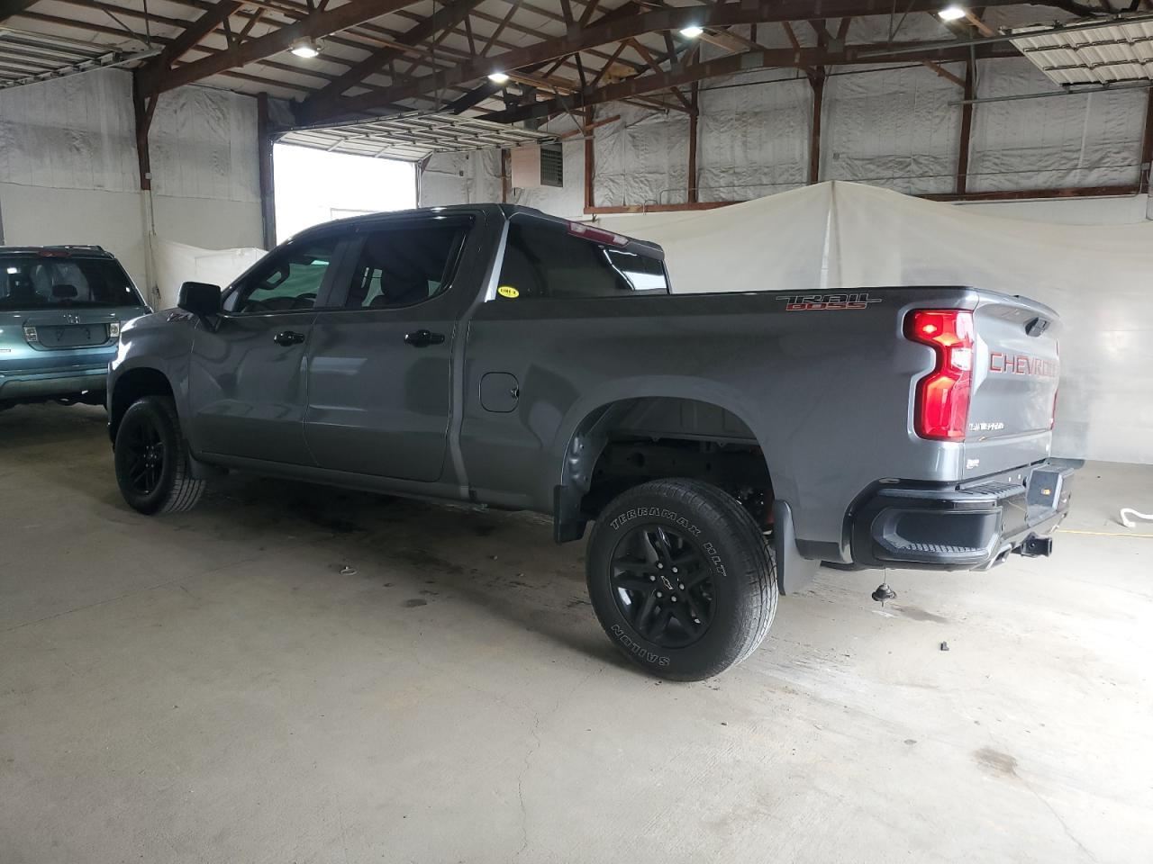 2020 Chevrolet Silverado K1500 Lt Trail Boss - Фото 2
