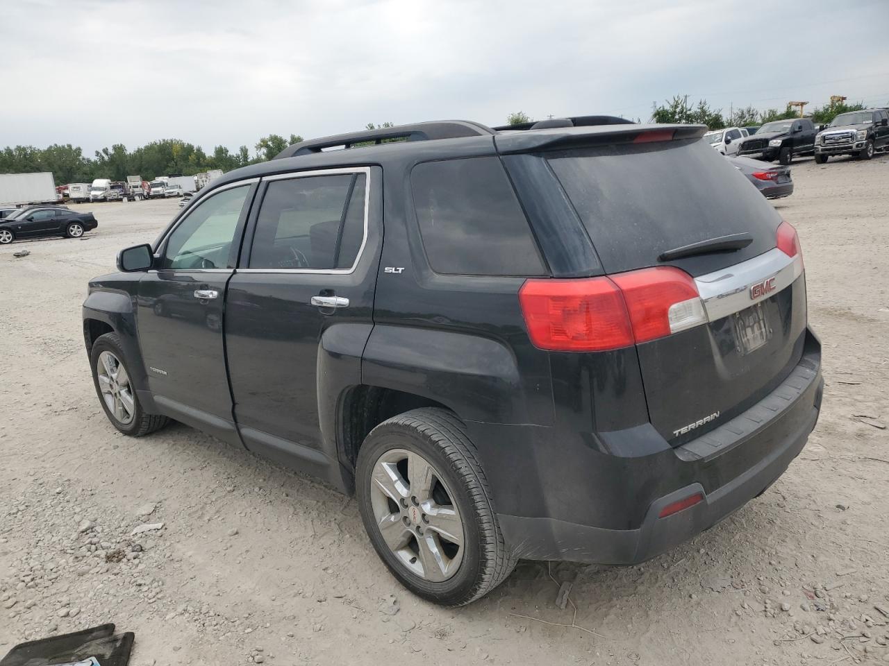 2015 GMC Terrain Slt - Image 2