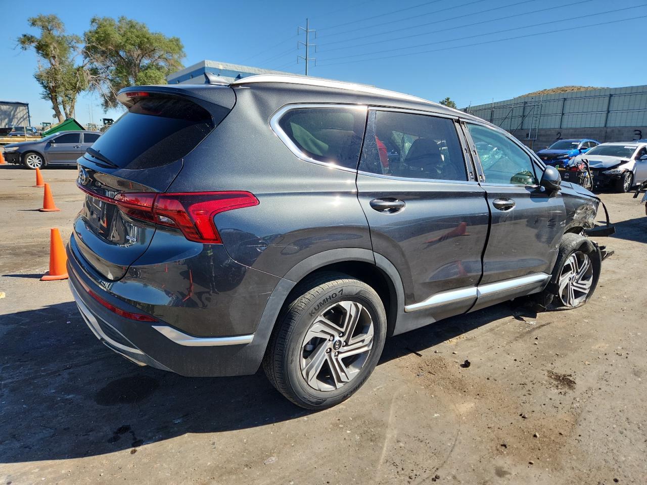 2022 Hyundai Santa Fe Sel - Image 3