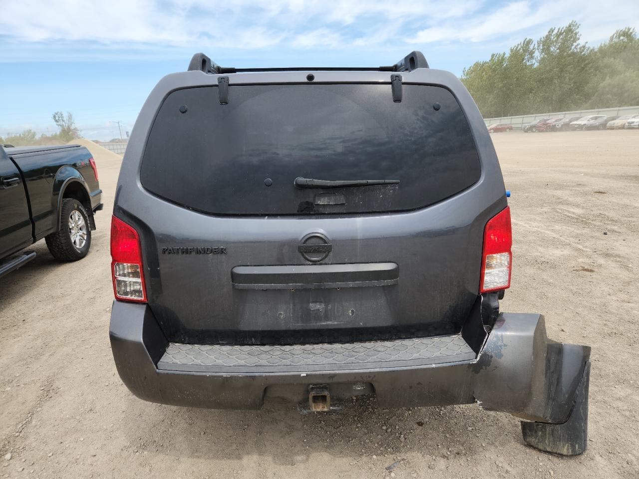 2012 Nissan Pathfinder S - Фото 6