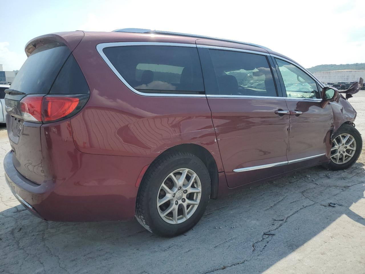 2020 Chrysler Pacifica Touring L - Фото 3
