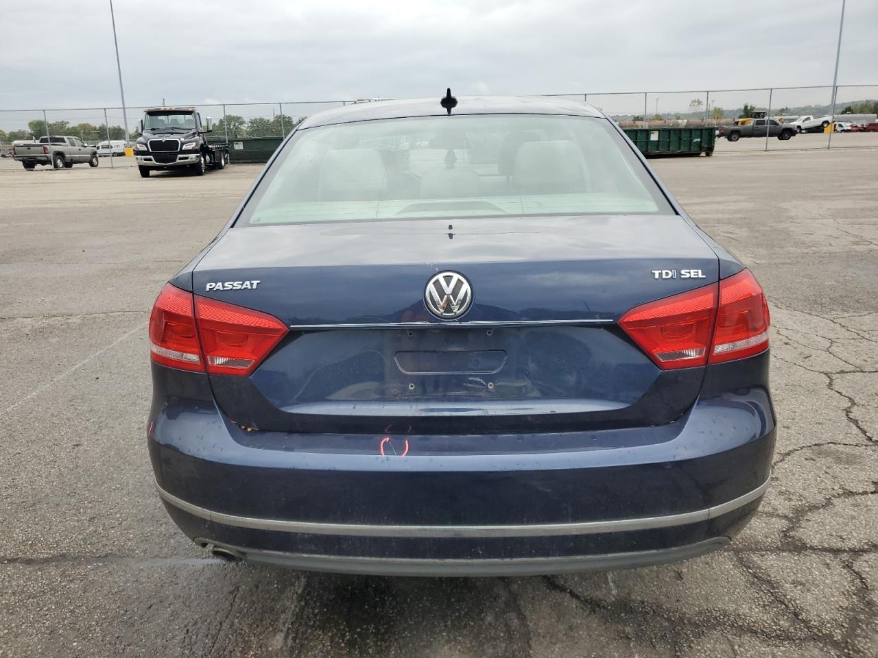 2013 Volkswagen Passat Sel - Image 6