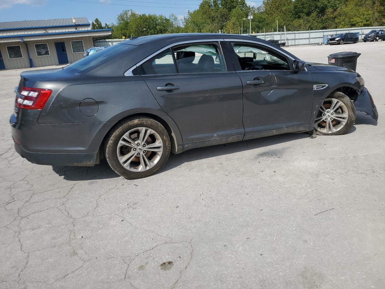 2018 Ford Taurus Sel - Фото 3