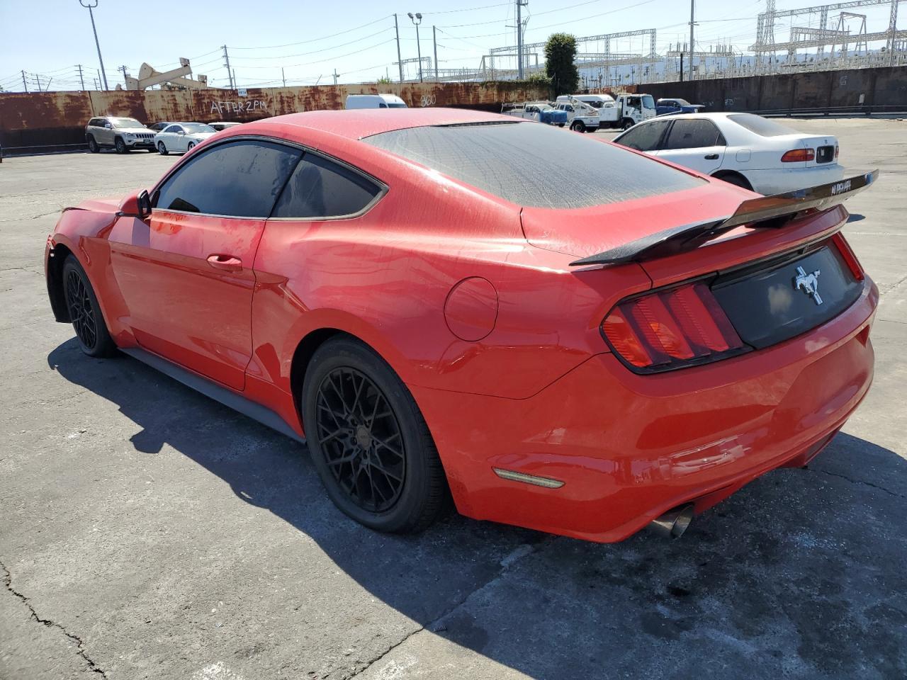 2016 Ford Mustang - Фото 2
