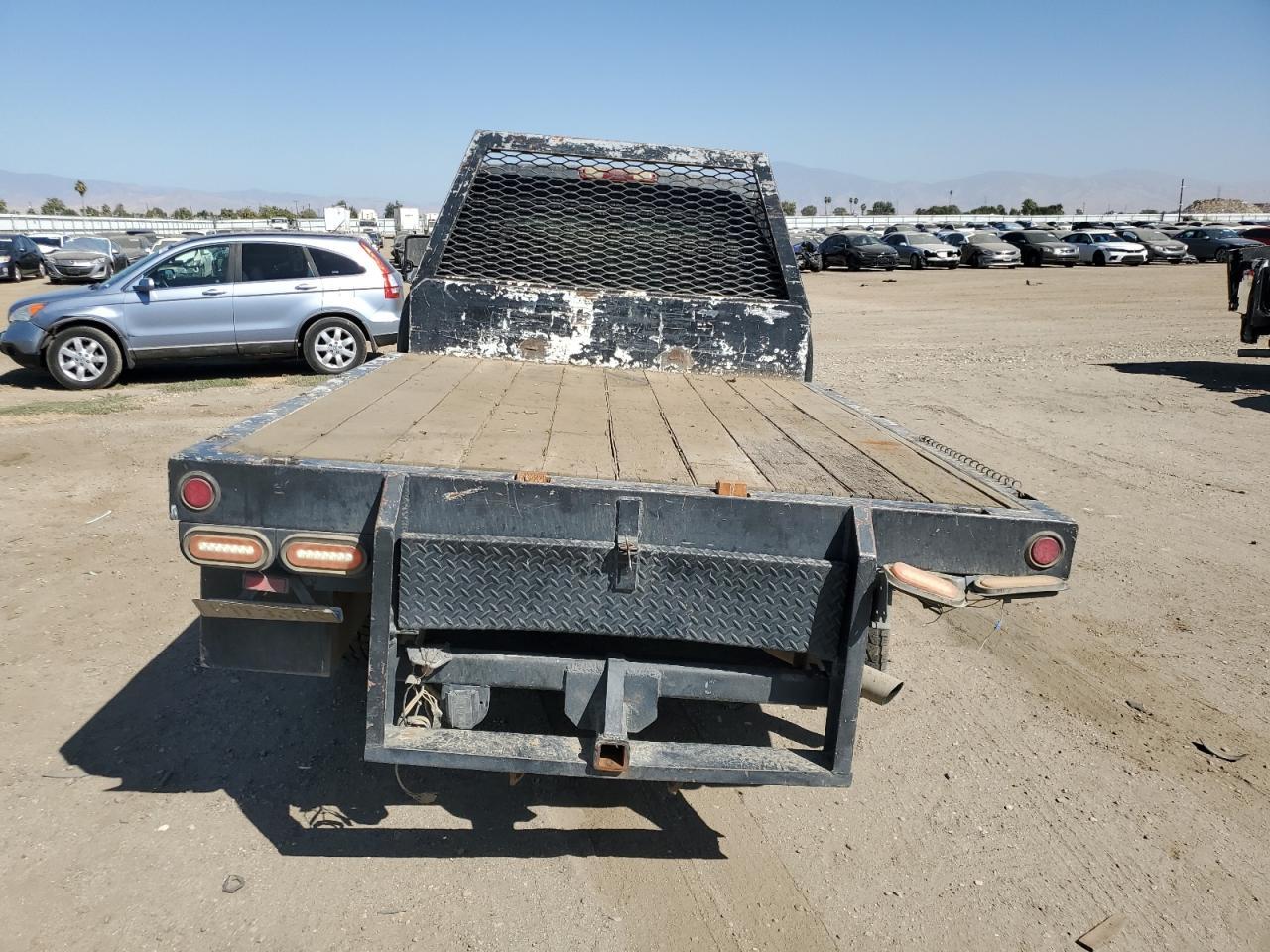 2004 GMC Sierra C2500 Heavy Duty - Image 6