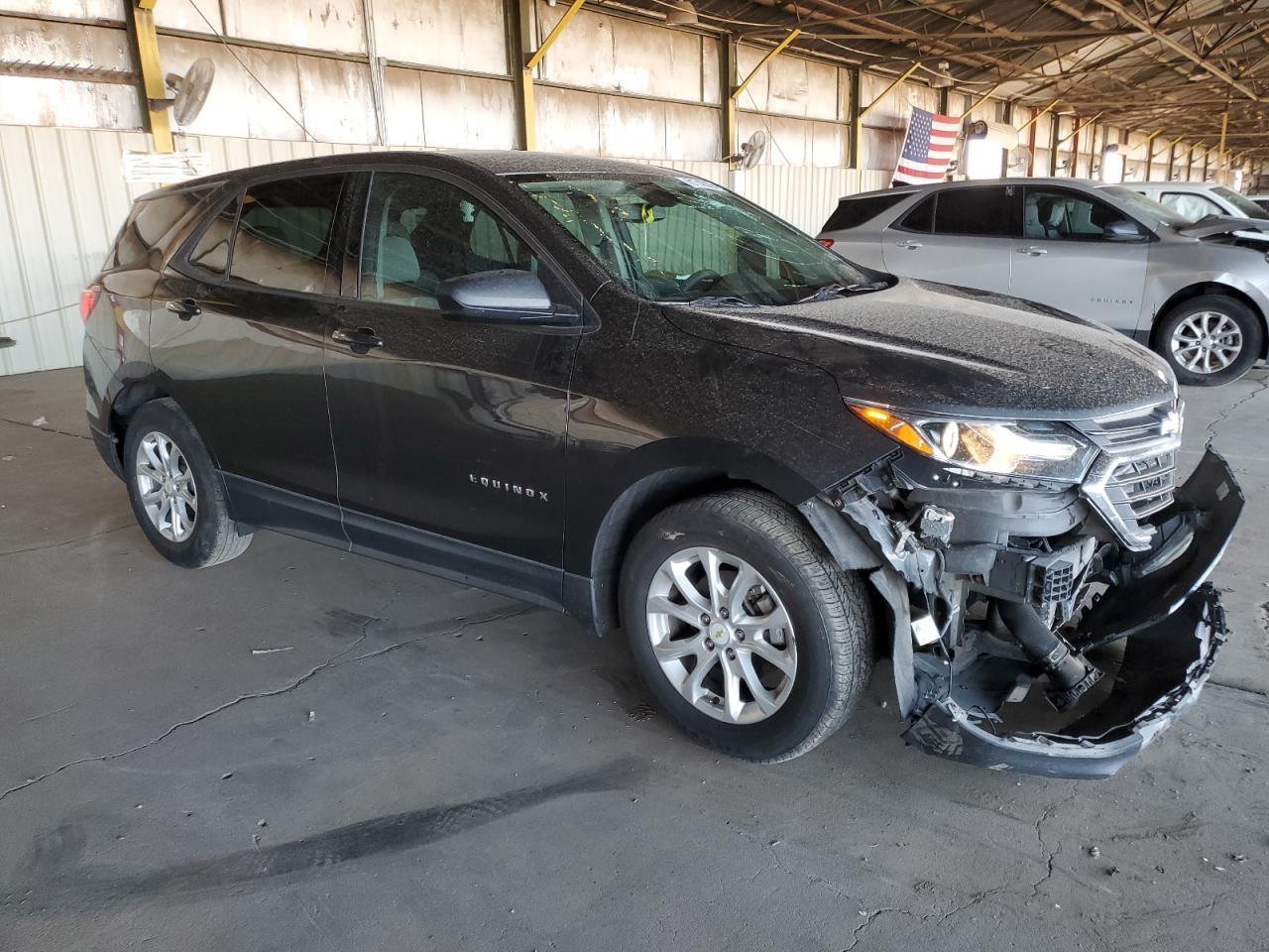2018 Chevrolet Equinox Ls - Фото 4