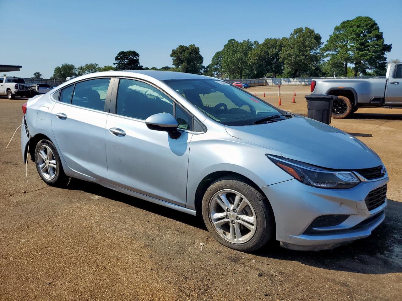2018 Chevrolet Cruze Lt - Фото 4