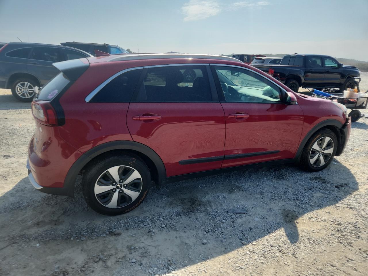2017 Kia Niro Fe - Image 3