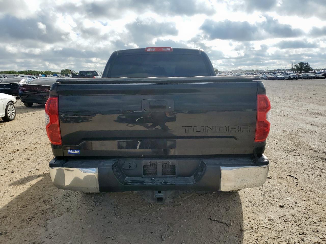 2014 Toyota Tundra Crewmax Sr5 - Image 6