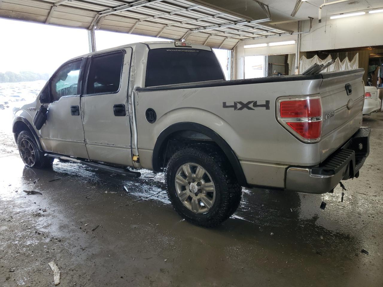 2011 Ford F150 Super - Фото 2