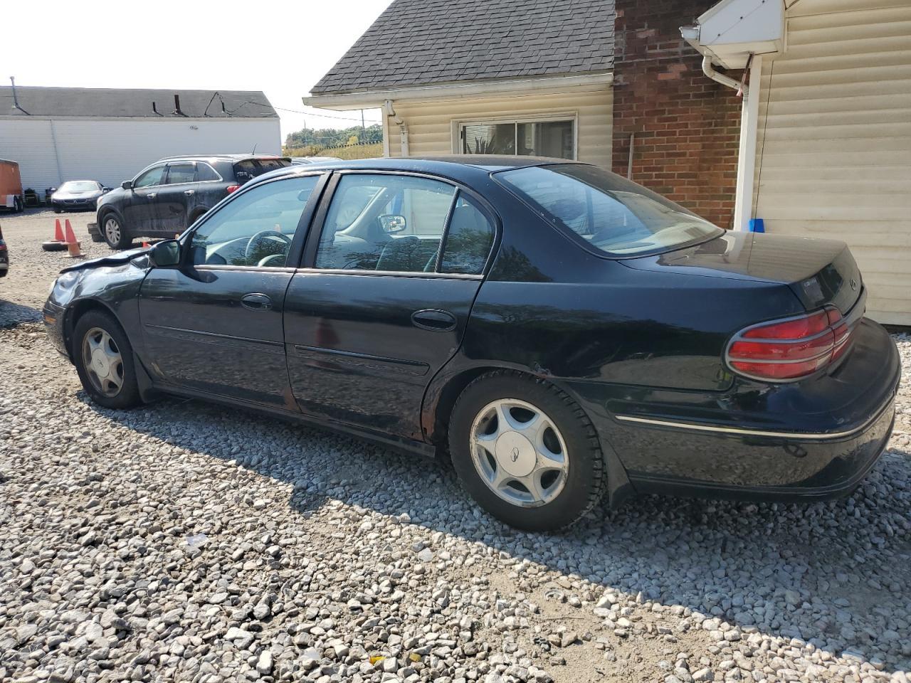 1999 Oldsmobile Cutlass Gls - Image 2