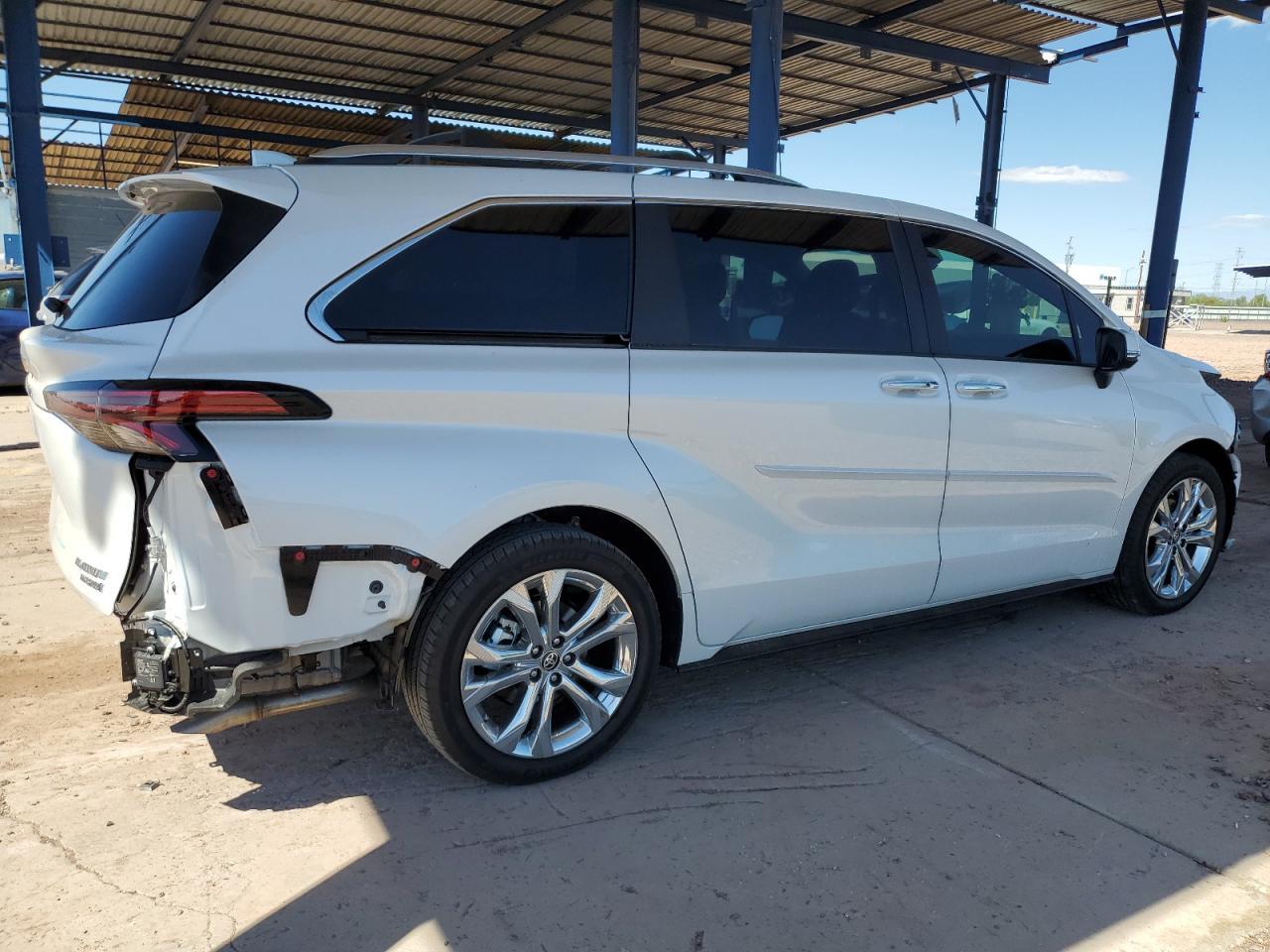 2024 Toyota Sienna Limited - Image 3