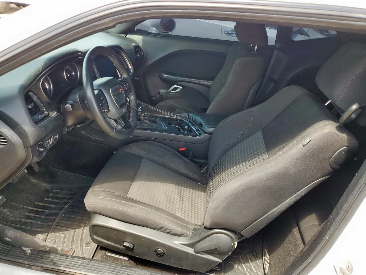 2015 Dodge Challenger Sxt - Image 7